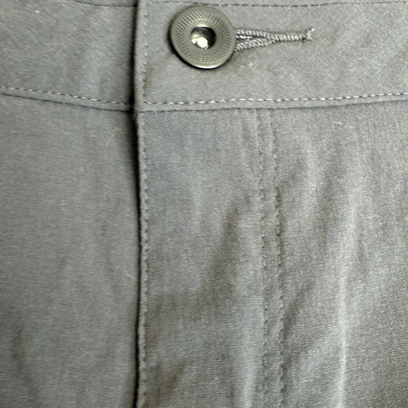 Marmot Women’s Black/Gray Shorts Size 10 Side Zipper Pocket‎ - Picture 3 of 8